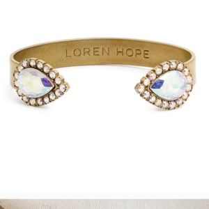 Loren Hope “Sarra” Crystal Cuff